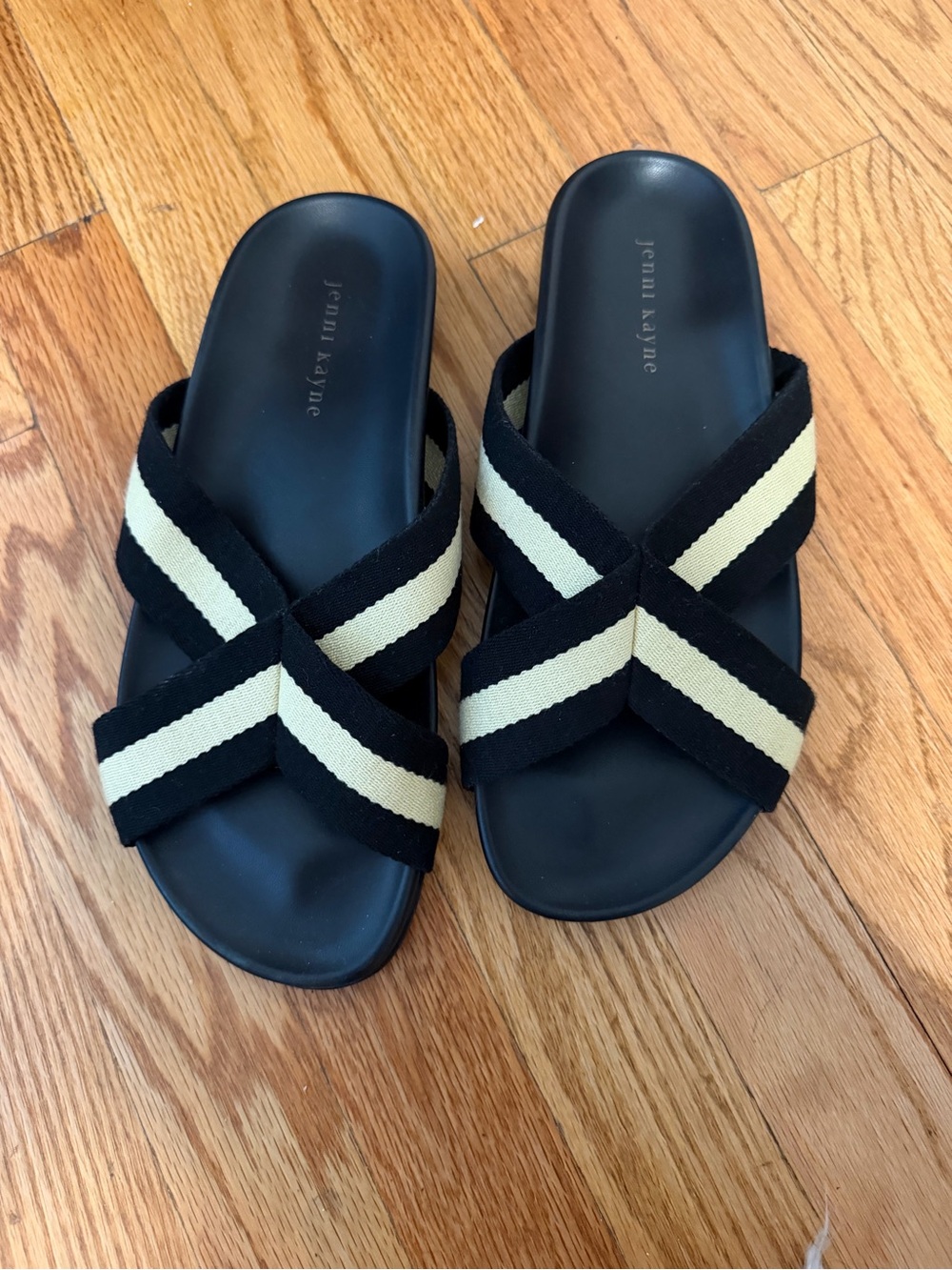 Jenni Kayne Black & Cream Crossband Slide Sandals